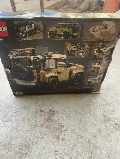 LEGO Technic Land Rover Defender - miniatura 2
