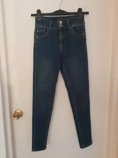 Jeans ajustados azul oscuro - miniatura 1