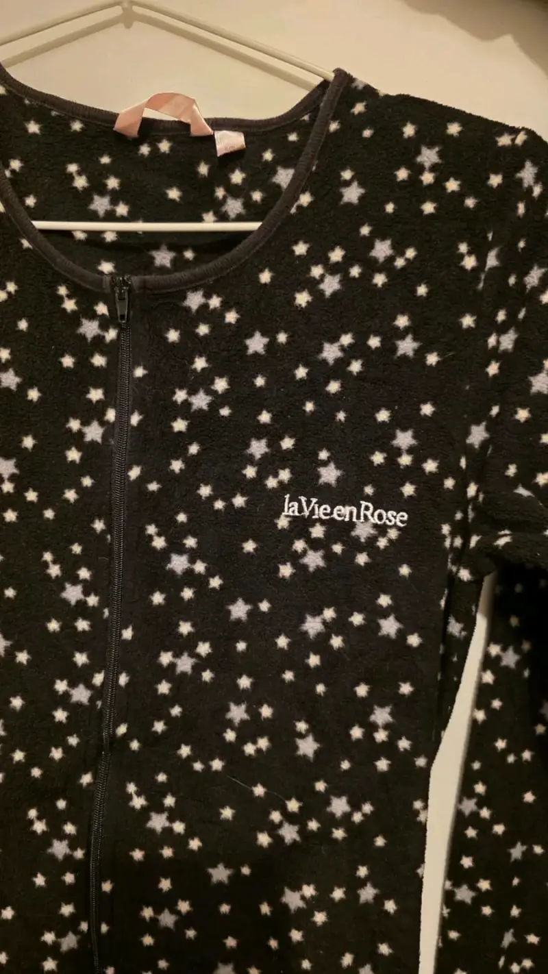 Pijama negro con estrellas - 2