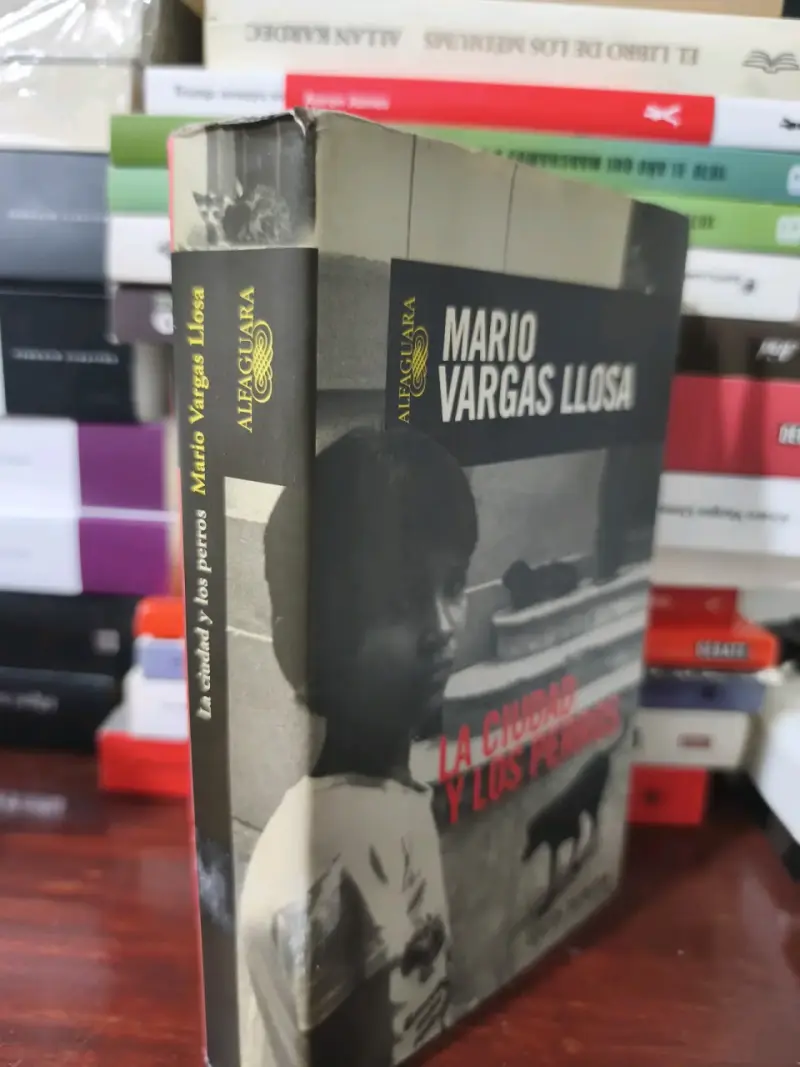 La ciudad y los perros - Mario Vargas Llosa - 2