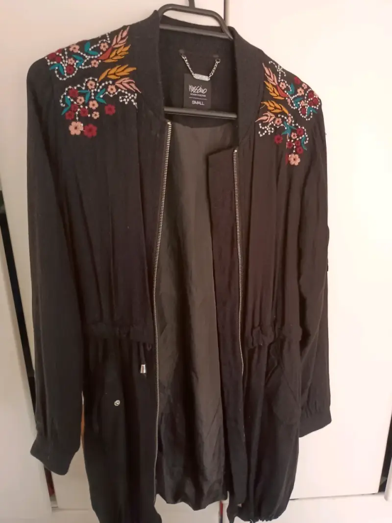 Ropita en perfecto estado - 1
