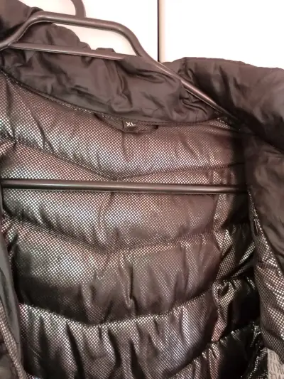 Ropita en perfecto estado - miniatura 3