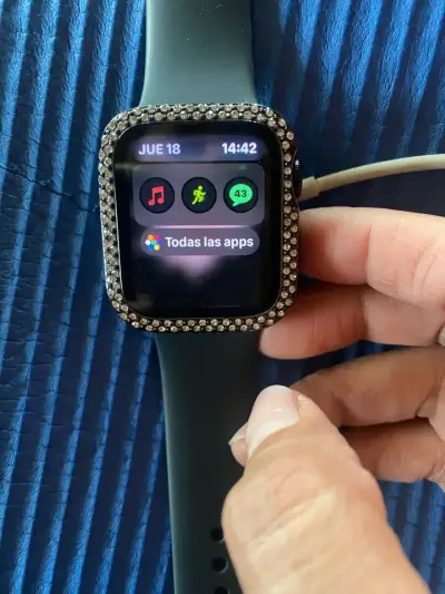 Smartwatch negro con pantalla - miniatura 5