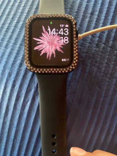Smartwatch negro con pantalla - miniatura 9