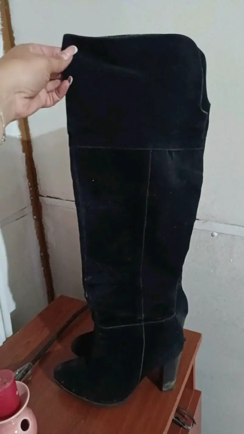 Botas largas negras