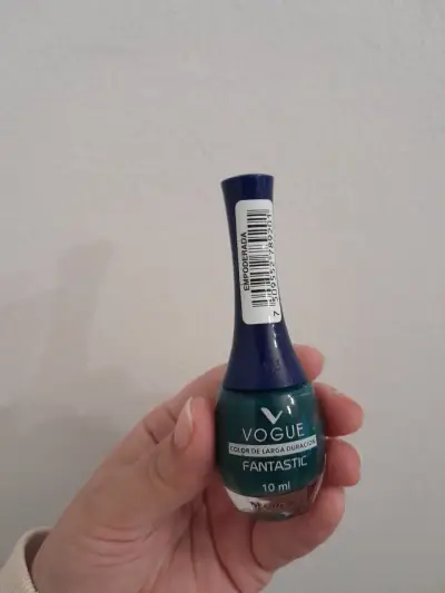 Esmalte de uñas verde Vogue - miniatura 1