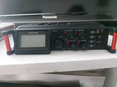 Grabadora de audio Tascam - miniatura 1