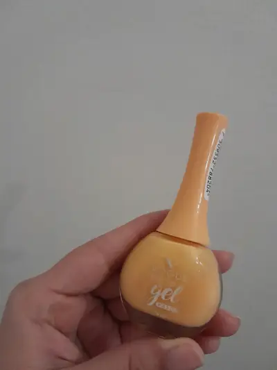 Esmalte de uñas gel amarillo - miniatura 2