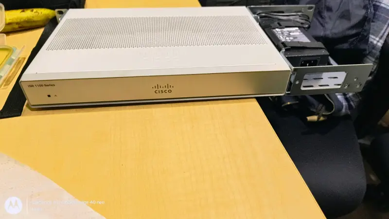 Router cisco 1100 - 6