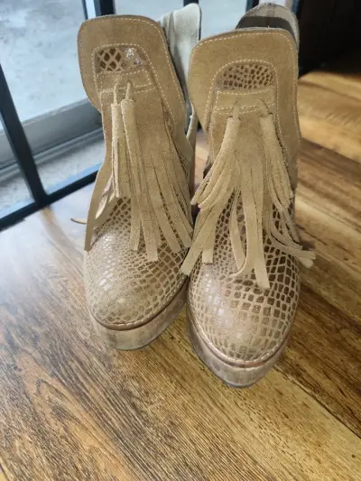 Botines de gamuza con flecos - miniatura 1