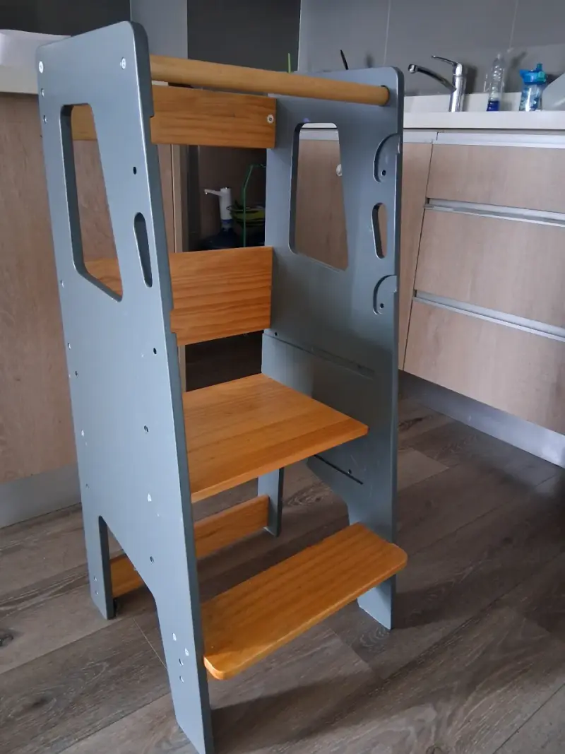 Torre de aprendizaje gris madera - 3