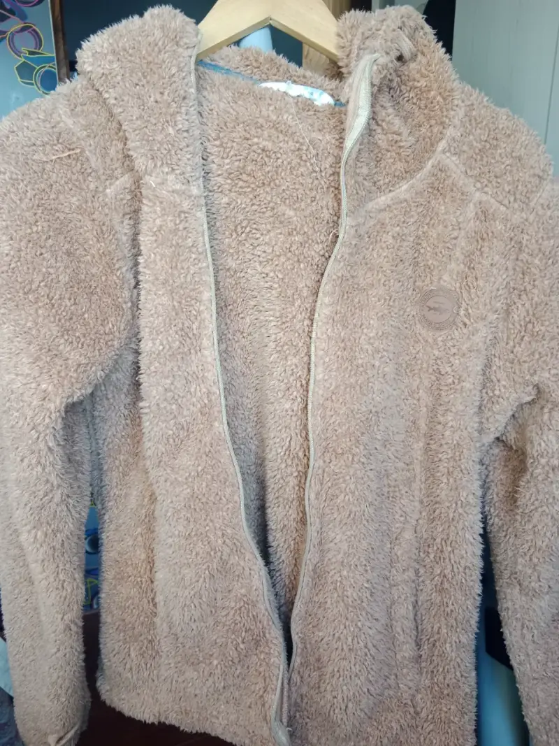Chaqueta de lana beige con capucha - 1
