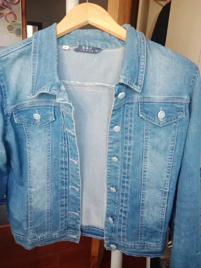 Chaqueta de mezclilla K&J - miniatura 2