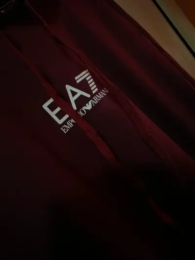 Polerón Armani Rojo - miniatura 2