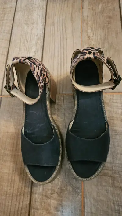 Sandalias plataforma estampado leopardo - miniatura 3