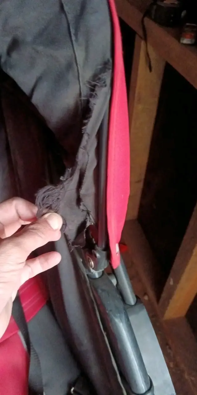 Coche de bebé rojo y negro - 6