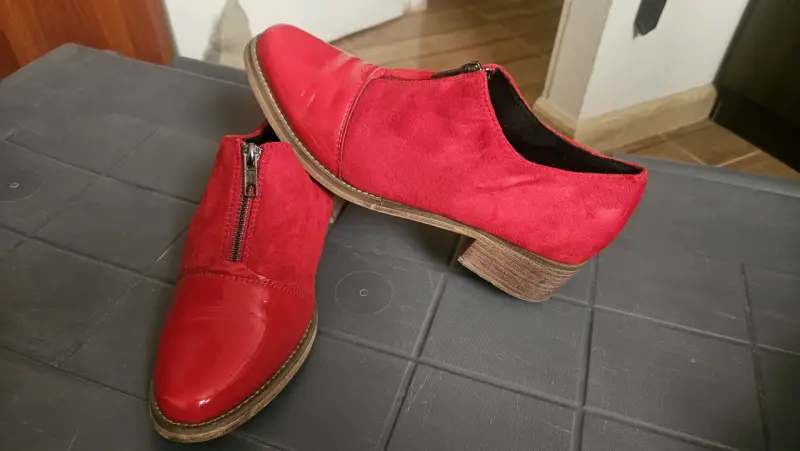 Zapatos rojos con cremallera - 5