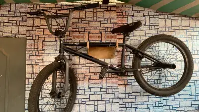 Soporte de bicicleta de madera artesanal - miniatura 5
