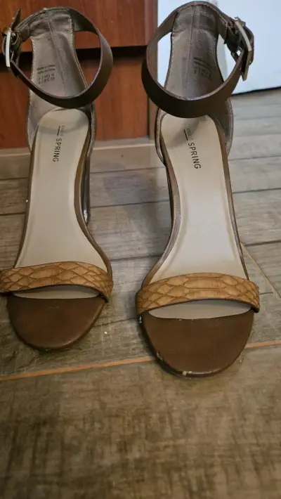 Tacones marrones Call It Spring - miniatura 1