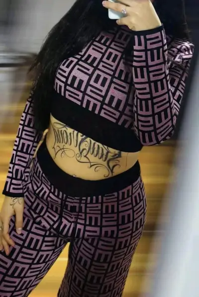 Conjunto estampado Rosado y negro - miniatura 1