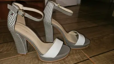 Sandalias Tommy Hilfiger beige - miniatura 3