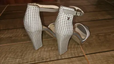 Sandalias Tommy Hilfiger beige - miniatura 6