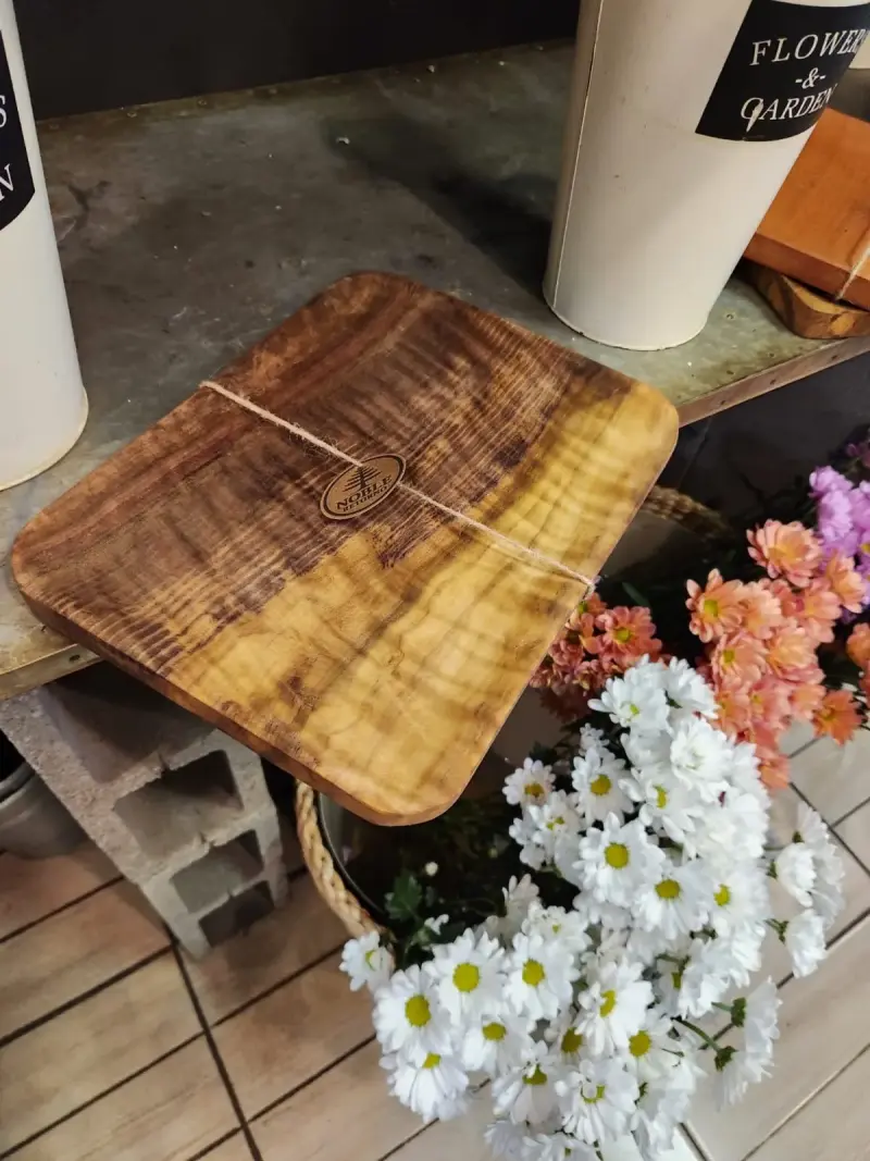 Tabla de madera laurel - 2
