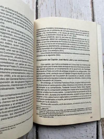 Libro Chile: proceso político y rol militar siglo - miniatura 6