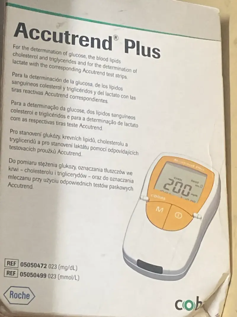 Medidor Accutrend Plus