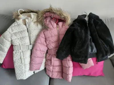 Chaquetas de invierno para niñas - miniatura 1