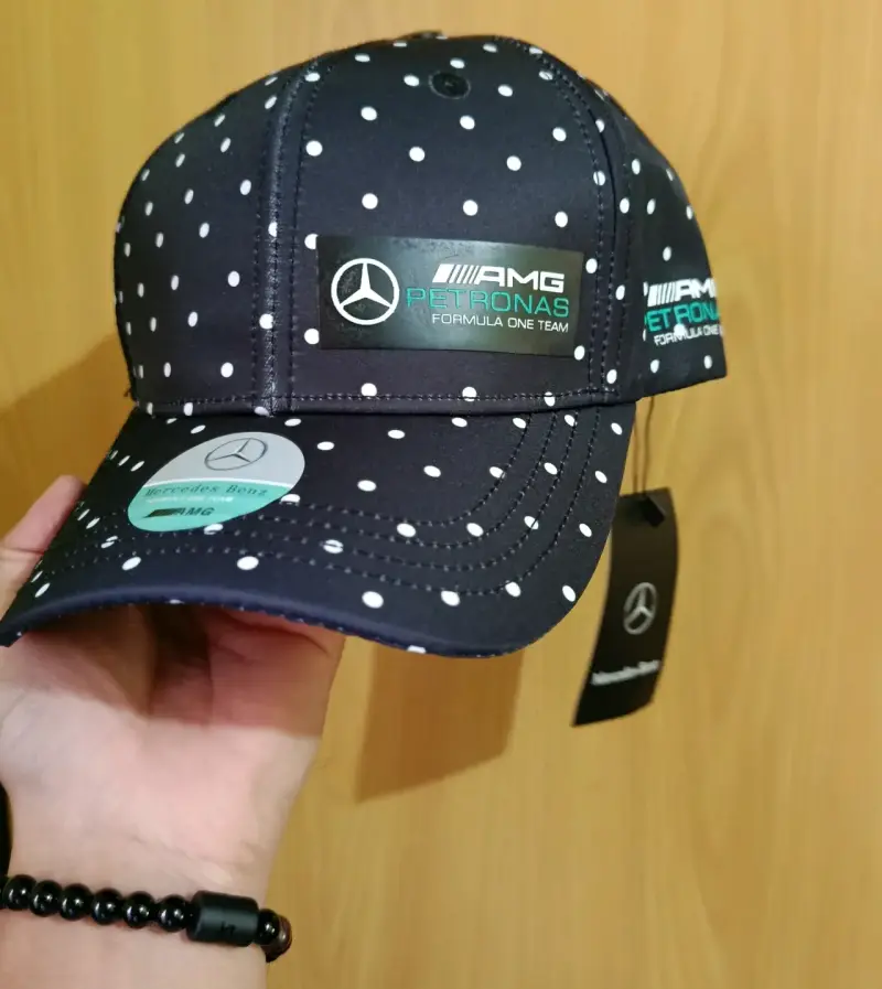 Set de gorros de marcas variades en stock - 5