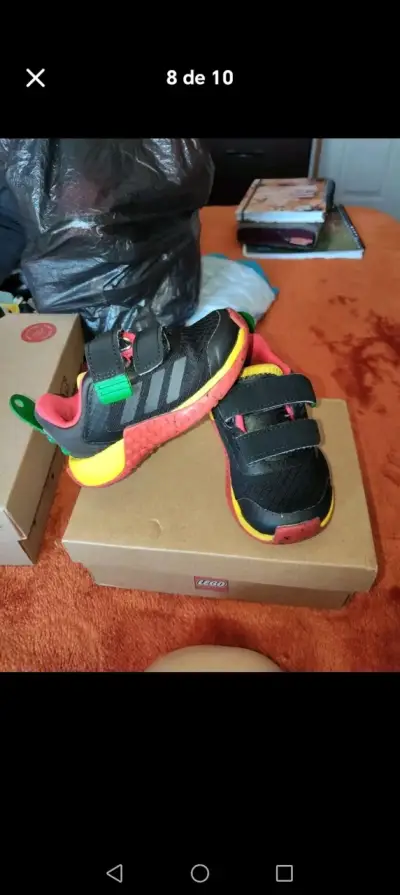 Zapatillas LEGO negras y rojas - miniatura 3