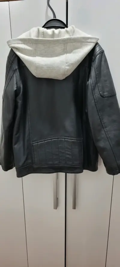 Chaqueta negra de ecocuero niño - miniatura 2