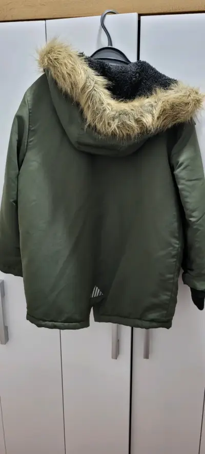 Parka verde con capucha de pelo niño - miniatura 2