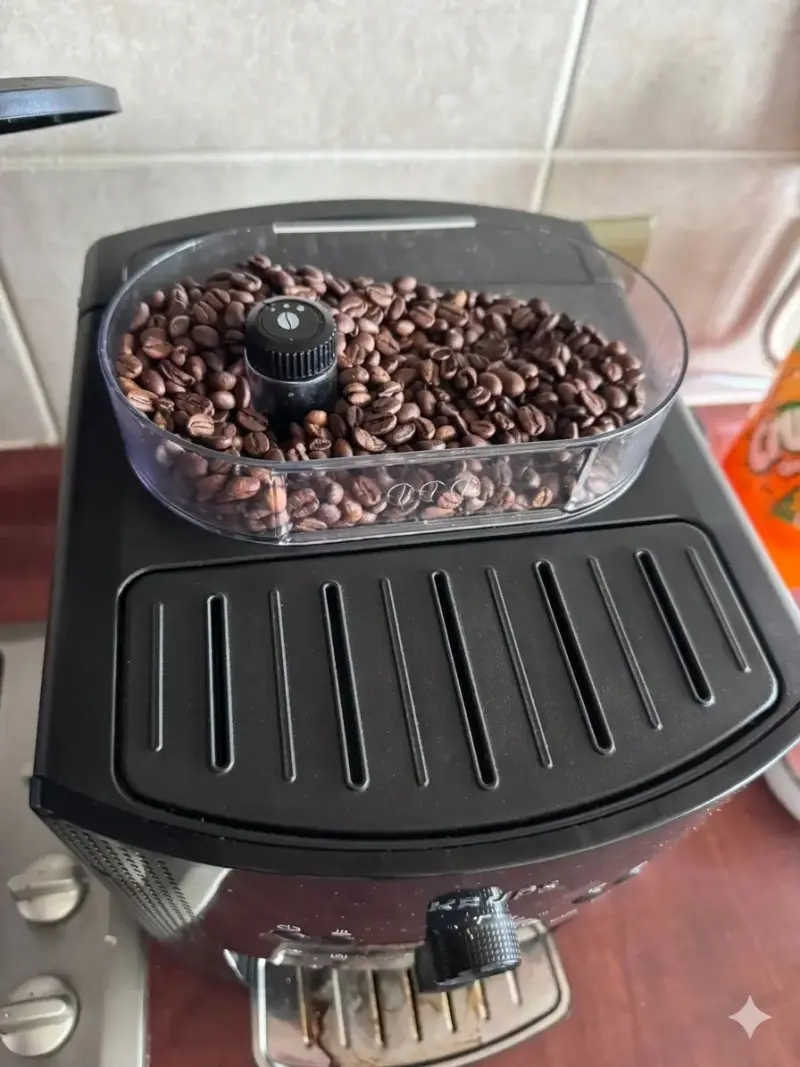 Cafetera automática Krups negra - 2