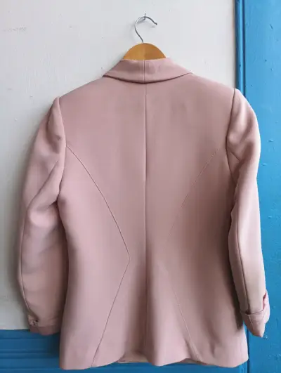Blazer rosado elegante - miniatura 6