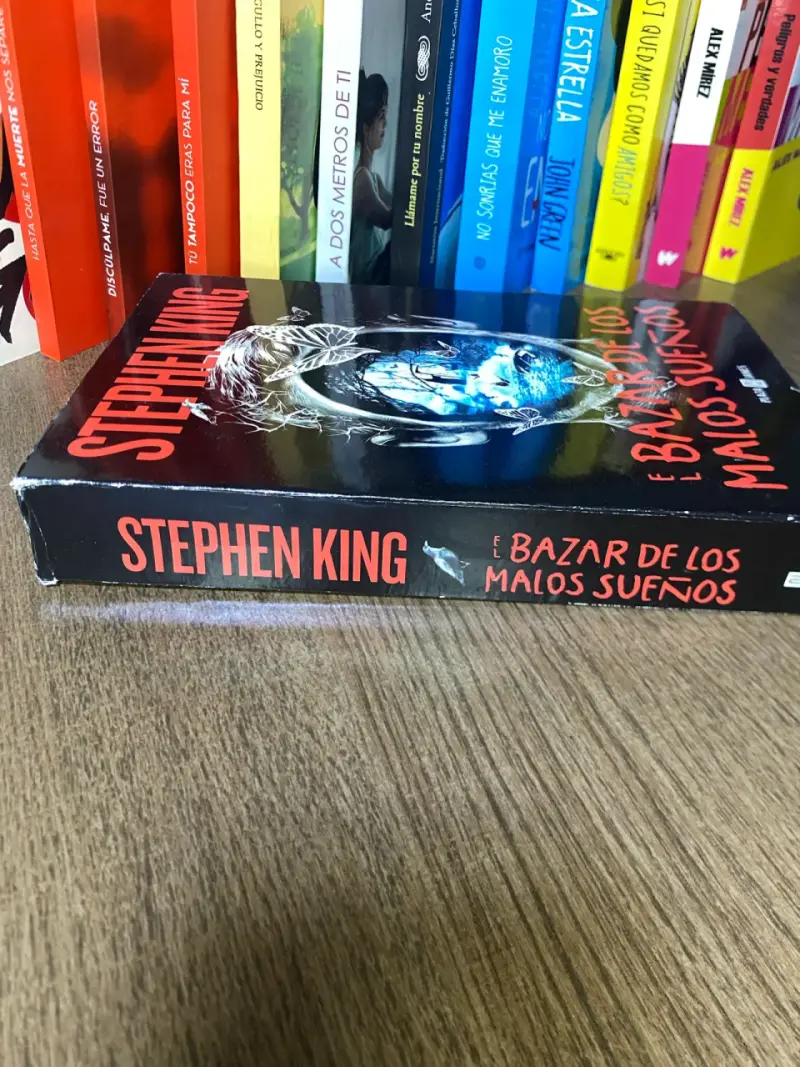 Libro 'El Bazar de los Malos Sueños' - 3