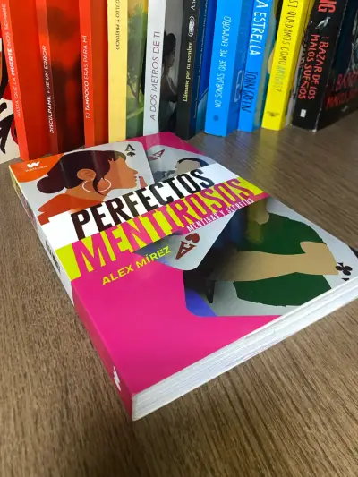 Libros Perfectos Mentirosos Alex Mírez - miniatura 2