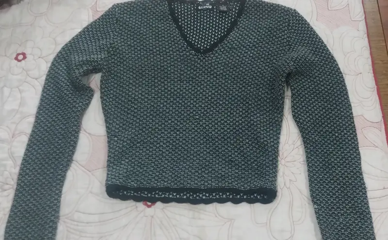 Suéter tejido gris oscuro - 1