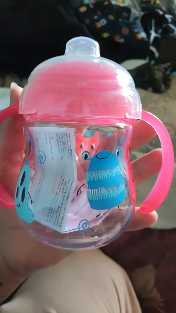 Vaso entrenador con diseño de monstruo