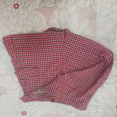 Faldashort a cuadros con cadena - miniatura 2