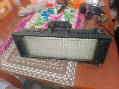 Luces LED para eventos - miniatura 2
