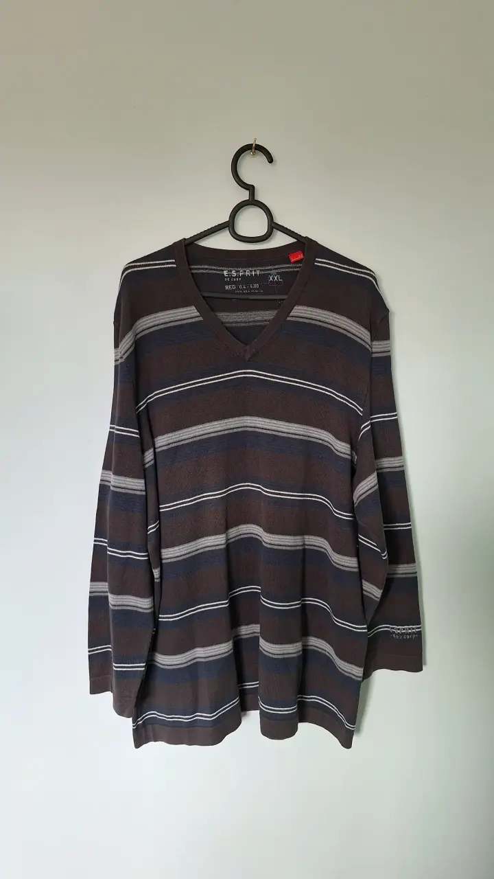 Suéter Esprit gris a rayas cuello V - 1
