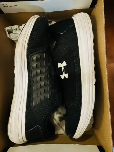 Zapatillas deportivas negras - miniatura 1