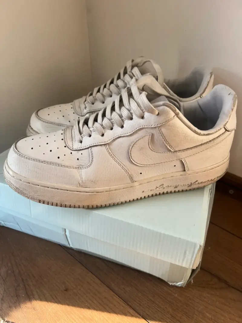 Zapatillas blancas Nike usadas - 1