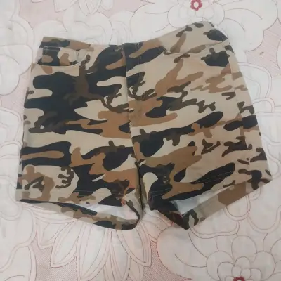 Shorts de camuflaje - miniatura 1