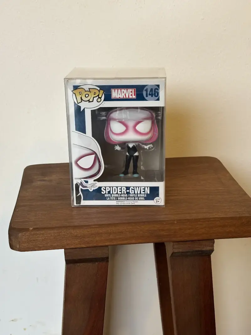 Figura Funko Pop Spider-Gwen #146 - 1