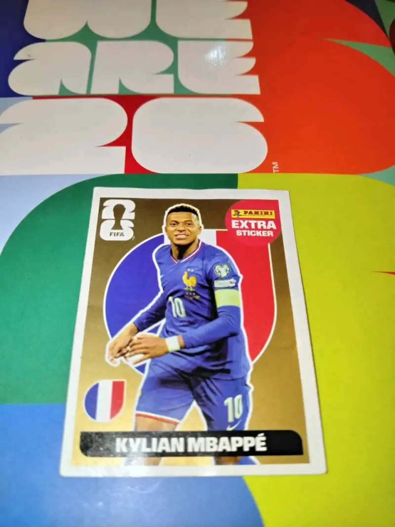 Lámina extra dorado mbappe