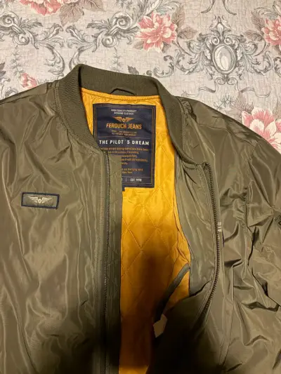 Chaqueta Ferouch bomber verde oliva - miniatura 4