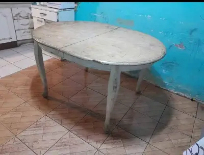 Mesa de comedor ovalada vintage normando - miniatura 1